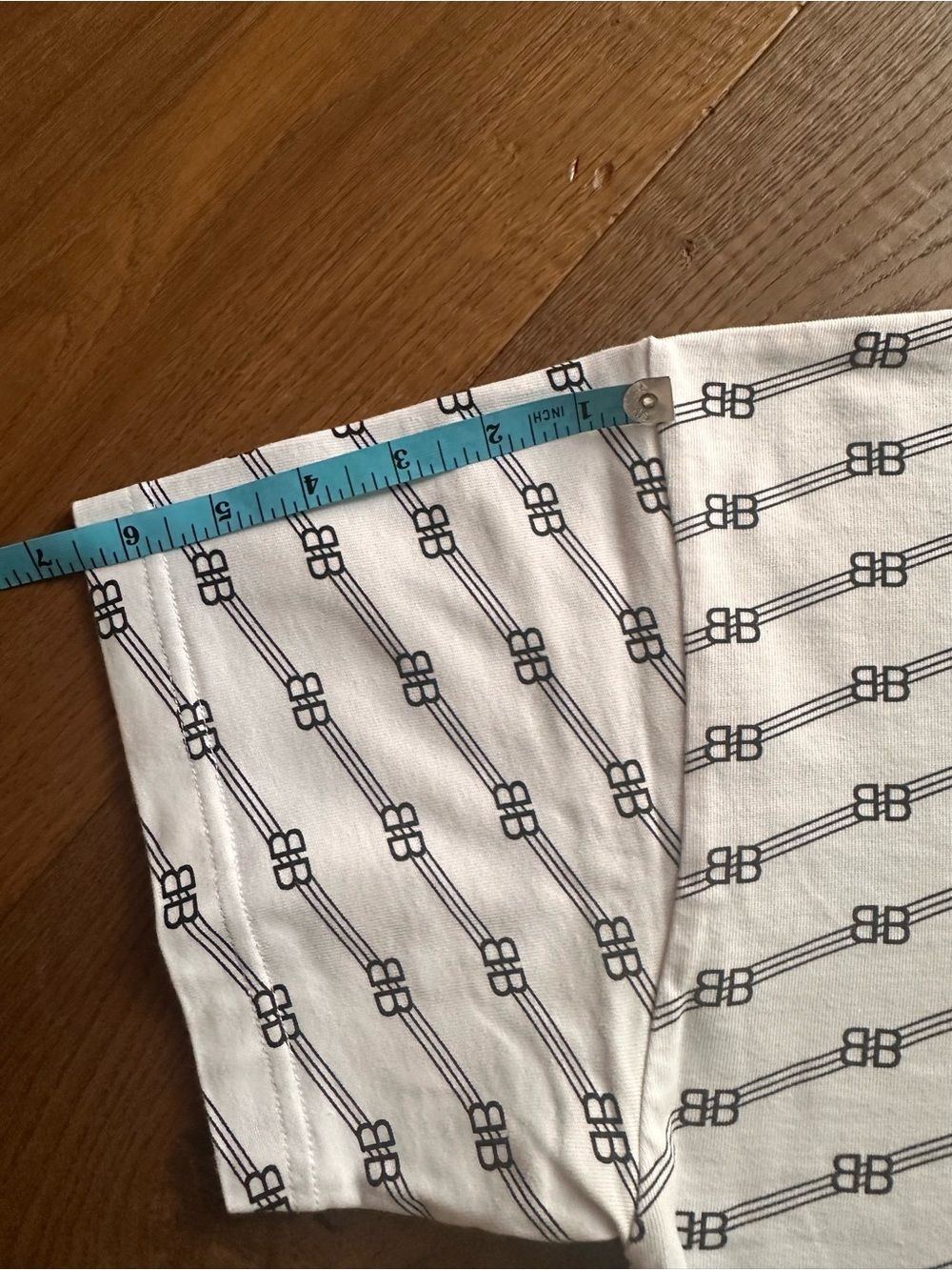 Balenciaga White Tee with Black Interlocking BB Pattern - Picture 8 of 12